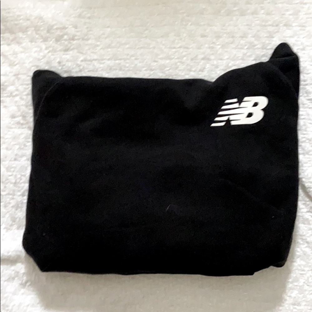 new balance sweatshirt